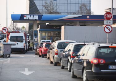 Slika od Ljudi opet masovno točili krivo gorivo na INA-i: Došlo je do greške na benzinskoj