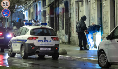 Slika od Muškarac prijavio da je napadnut nožem u Splitu: Policija privela dvije osobe