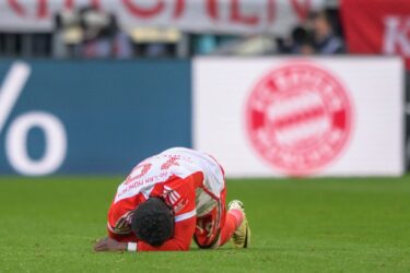 Slika od Bayernov superstar ostao bez dva zuba nakon žestokog starta, sve javno pokazao