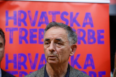 Slika od Domoljub otkrio tko stoji iza Pupovčeva slogana ‘Hrvatska treba Srbe’ i prozvao Plenkovića