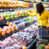 Slika od Influencerica se zgrozila kako kupci ispituju svježe voće: ‘Zar svi ovo rade?’