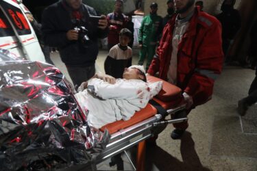 Slika od Izraelci opkolili još dvije bolnice u Gazi, zdravstvene djelatnike blokirali teškom paljbom