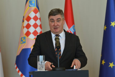 Slika od Ministarstvo pere ruke od klizišta kod Milanovićeva ureda: Zatvara se glavni ulaz u Pantovčak