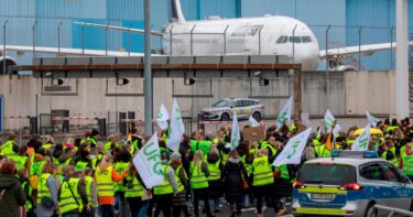 Slika od Njemačka aviokompanija Lufthansa zbog štrajkova izgubila 250 milijuna eura