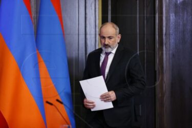 Slika od Pašinjan: Armenija mora vratiti sporna područja Azerbajdžanu ili je čeka rat
