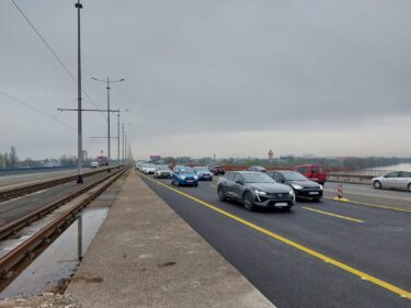 Slika od Spremite se na velike gužve na Jadranskom mostu: Kreću novi radovi