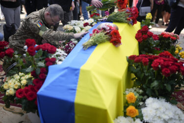 Slika od Ukrajina će zaratiti sama sa sobom: Bliži se dan brutalne odluke, ‘Morate odlučiti što volite više’