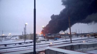 Slika od Ukrajinci dronovima napadaju ruske rafinerije nafte: ‘Trgovci bi mogli ograničiti opskrbu…’