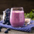 Slika od Započnite tjedan uz smoothie od borovnica i bademova mlijeka: Sve što vam treba u jednoj čaši