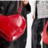 Slika od Crvena torbica kao trendi modni dodatak koji stilu daje energiju