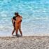 Slika od Dalmatinci otvorili sezonu kupanja! Pogledajte fotografije s jedne od najpopularnijih plaža na Jadranu