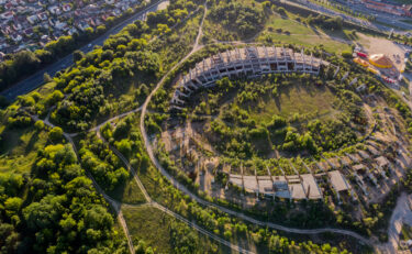 Slika od Dobio je 30 milijuna eura da krene graditi nacionalni stadion: 16 je uzeo i prokockao