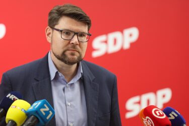 Slika od Domovinski pokret najavio konferenciju za medije, SDP predao listu za Europski parlament
