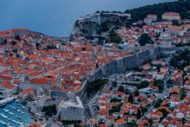 Slika od Dubrovnik dobiva Uže središte grada, pogledajte tko će i po kojim pravilima njime smjeti voziti devet mjeseci u godini