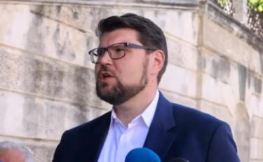 Slika od Grbin: Glavne odluke ‘antihadezeovske većine’ su micanje Ivana Turudića i izmjena ‘lex AP-a’, za to nam ne treba Vlada