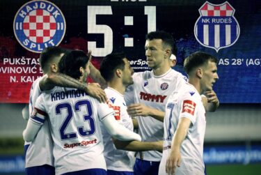 Slika od Hajduk je protiv Rudeša odradio lakši trening: Brekalo je briljirao, a Benrahou opet pokazao da mu u jednome nema ravna