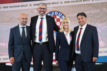 Slika od Hajduk smijenio dobrog predsjednika da bi doveo – drugačijeg!? Zašto? Je li cilj izgubiti titulu na sasvim novi način?