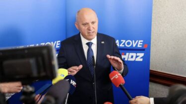 Slika od HDZ-ov Bačić: Već ovaj tjedan bi mogli o koalicijskom sporazumu
