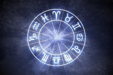 Slika od Horoskop za subotu: Rakovi će primiti zbunjujuću poruku, Vodenjacima prijeti svađa, Ribe očekuje romantična poruka