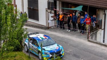 Slika od Hrvati oduševili: WRC sad ima i posebna ‘VIP’ mjesta! Gledatelji i vlasnici kuća dobro su se snašli