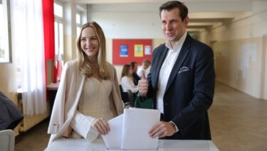 Slika od Izlazna anketa: Poljska nacionalistička oporba PiS vodi na lokalnim izborima