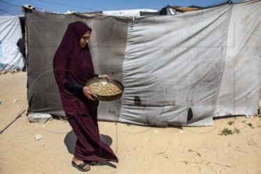 Slika od Izrael nabavlja 40.000 šatora za evakuaciju stanovništva iz Rafaha