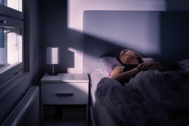 Slika od Jaka vanjska svjetla tijekom noći mogla bi povećati rizik od moždanog udara, upozorava nova studija