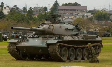 Slika od Japan umirovljuje svoje tenkove Tip 74, a oni bi dobro došli Ukrajini. No neće sve ići glatko