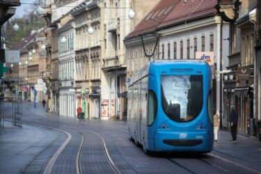 Slika od Jeste li primijetili tramvaj neobičnog broja i natpisa koji je danas vozio Zagrebom?