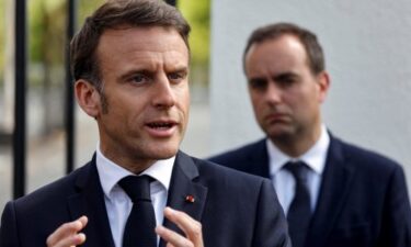 Slika od Macron pozvao obrambenu industriju na povećanu proizvodnju oružja