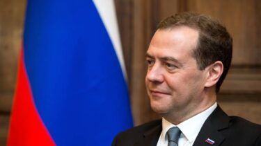 Slika od Medvedev: ‘Moskva bi mogla zaplijeniti privatnu imovinu ako SAD uzme zamrznute rezerve’