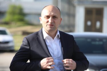 Slika od Ministar obrane Ivan Anušić odbio mostovce: ‘Vojska neće ići na granice, policija je sasvim dovoljna‘