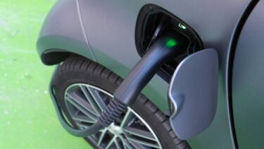 Slika od Na ceste stiže oko 2.200 novih energetski učinkovitih vozila