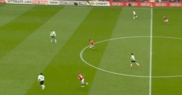 Slika od Pogledajte nevjerojatan gol Uniteda skoro s centra nakon velike pogreške Liverpoola