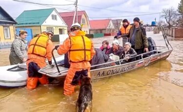Slika od Poplave u Rusiji i Kazahstanu, evakuirao više od 100 tisuća ljudi