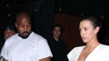 Slika od Potpuno drukčije izdanje Biance Censori: Kanye West nije mogao prestati gledati njen dekolte…