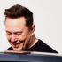 Slika od Reuters piše da Tesla prekida razvoj jeftinog e-auta. Musk: Reuters opet laže