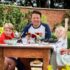 Slika od Sinu Jamieja Olivera tek je 13 godina, već dugo kuha, a sada izdaje i knjigu recepata