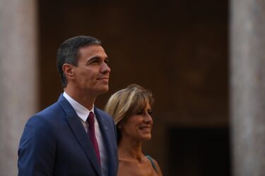 Slika od Španjolski premijer prelomio! Objavio hoće li dati ostavku nakon teških optužbi na račun supruge