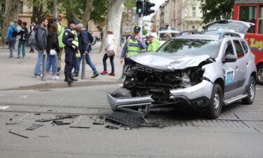 Slika od Sudar dva taksija u centru Zagreba, jednu osobu odvezla hitna
