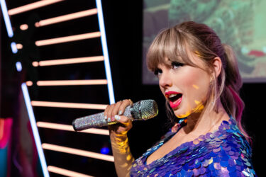 Slika od Taylor Swift lansirala novi album pa stvorila pomutnju na društvenim mrežama