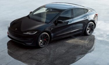Slika od Tesla predstavila novi Model 3 Performance: Nakon šest godina stiže nova ‘trojka’ visokih performansi