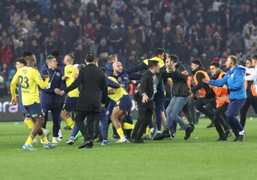 Slika od Trabzonu za nerede smanjena kazna, a Fenerovi igrači ostaju kažnjeni