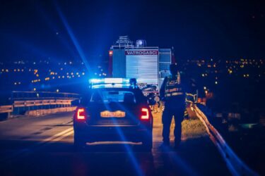 Slika od Tragedija kod Dubrovnika; u strašnoj prometnoj nesreći na Jadranskoj magistrali poginuli brat i sestra