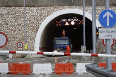 Slika od Tunel ‘Sveti Ilija‘ kroz Biokovo zatvoren je za sav promet ove noći, vozači oprez, imate obilazne pravce