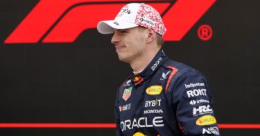 Slika od Verstappen krenuo četvrti pa uvjerljivo pobijedio u prvom sprintu sezone