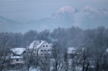 Slika od VREMENSKI KAOS U Sloveniji se pripremaju za nepogode: Past će i 20 cm snijega. Alarmi se pale i za Hrvatsku!