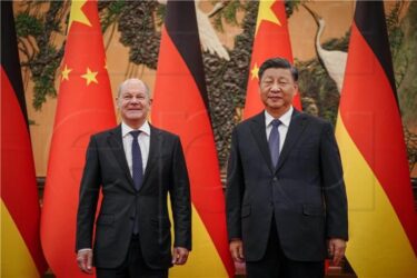 Slika od Xi: Suradnja između Kine i Njemačke nije ‘rizik’