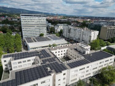 Slika od Zagrebački FER postavio solarne elektrane. 1400 panela zadovoljit će polovinu energetskih potreba fakulteta
