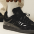 Slika od Bivši Yeezyjev dizajner surađuje s adidasom na novim Sambicama. Evo kako izgledaju